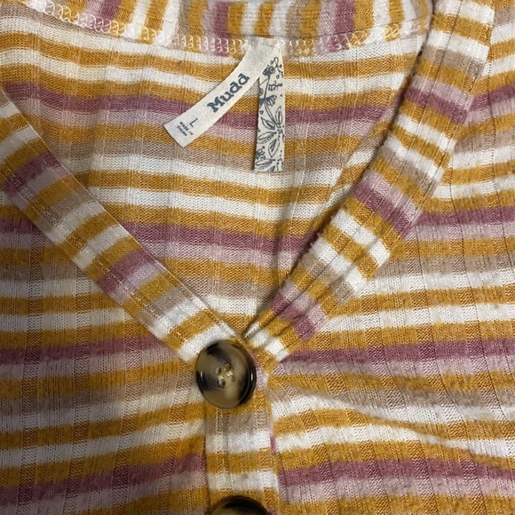 striped long sleeve - Picture 2 of 4